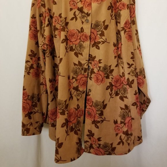 Shirt - Picture 2 of 4